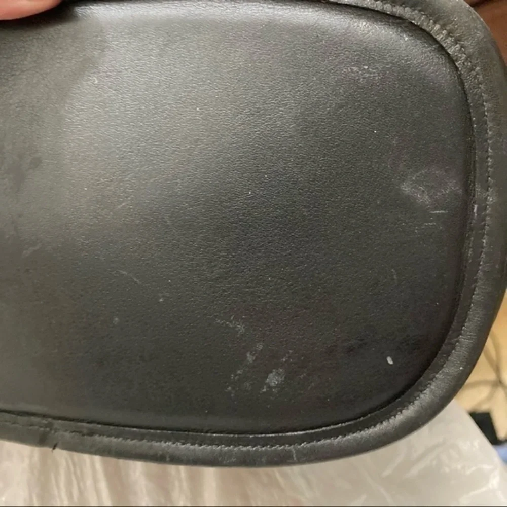Coach black leather vintage bucket shoulder bag 6008